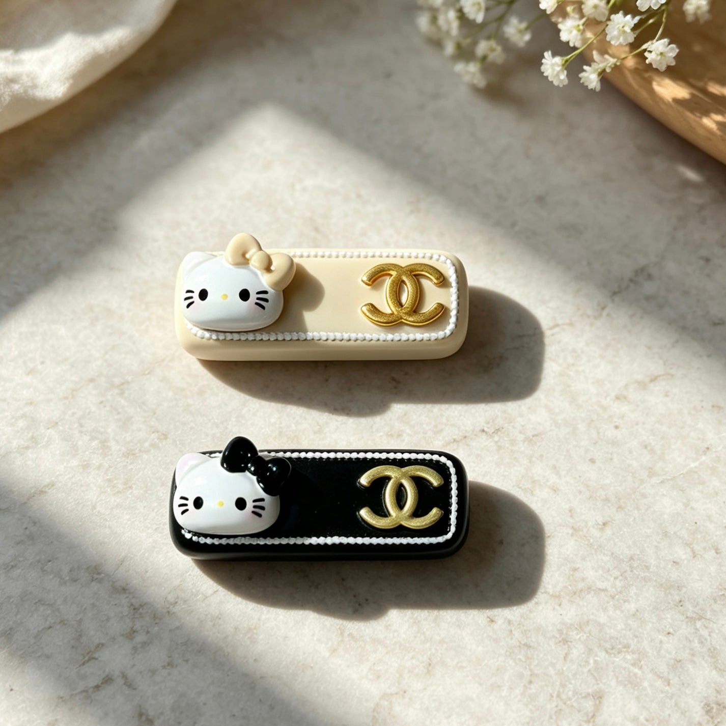 Decorative hair clips with bow details